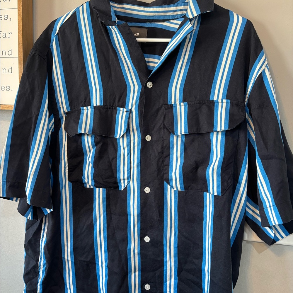 H&M Men's Shirt with Black and Blue Stripes